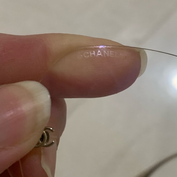 Chanel SQUARE BLUE LIGHT Titanium GLASSES
Titanium - Picture 15 of 15